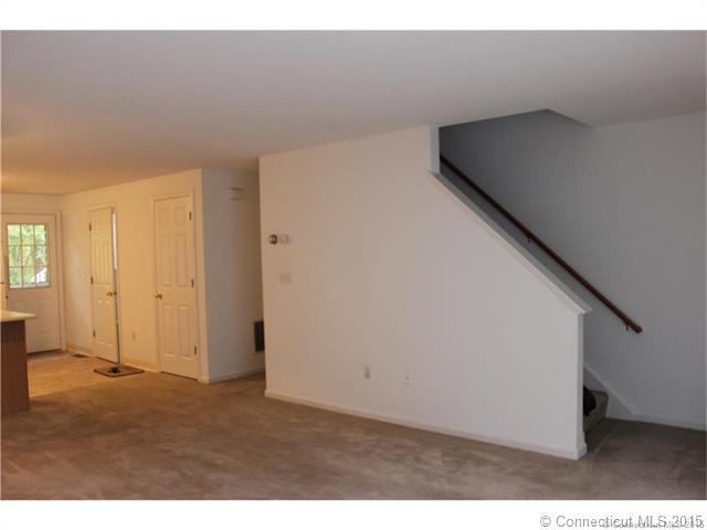 Building Photo - 11 Periwinkle Ln