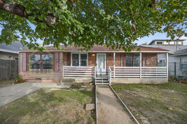 Building Photo - Charming 3-Bedroom Home for Rent – Comfortable Living in a Great Location!