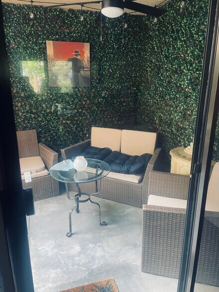 Building Photo - 403 Bradshaw Ln