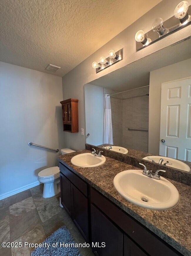 Building Photo - 4108 Monona Ave