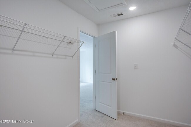 Building Photo - 17010 Meander Way