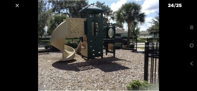 Building Photo - 2211 Pine Oaks Tr