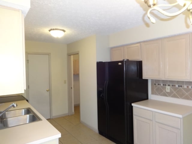Building Photo - 2097 Earlsway Dr