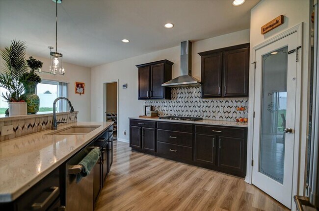 Building Photo - 2583 Dogwood Ln