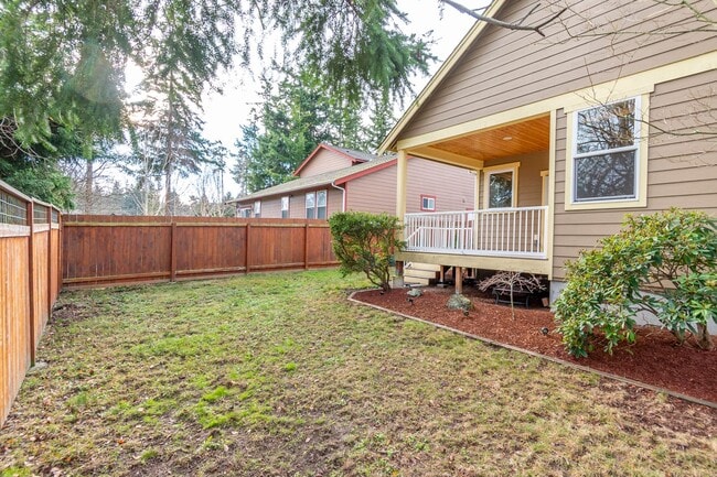 Building Photo - 3-bedroom, 2-bathroom single-level home