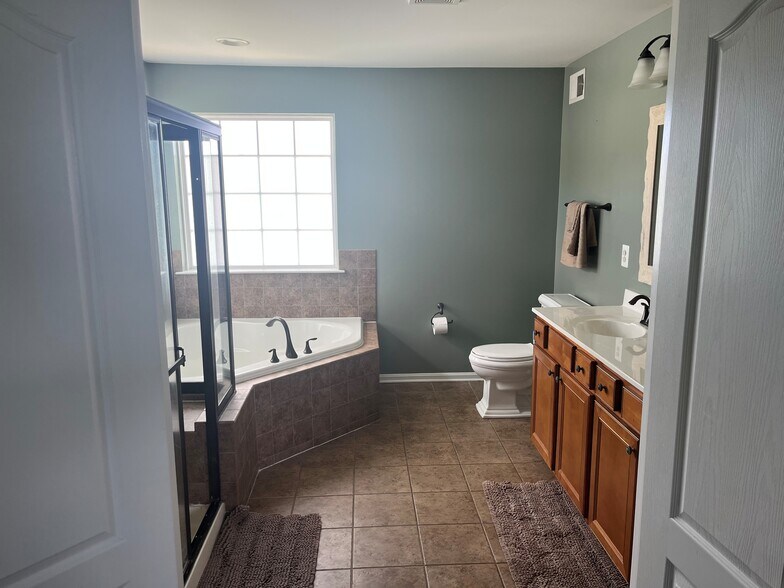 Building Photo - 24889 Rivers Edge Rd
