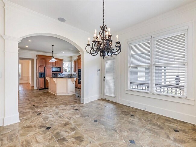 Building Photo - 5831 Choctaw Ln