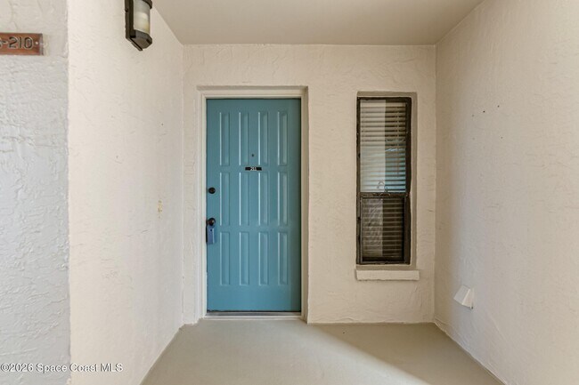 Building Photo - 175 Jimmy Buffett Mem Hwy