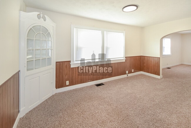 Building Photo - 2153 Wallace Ave