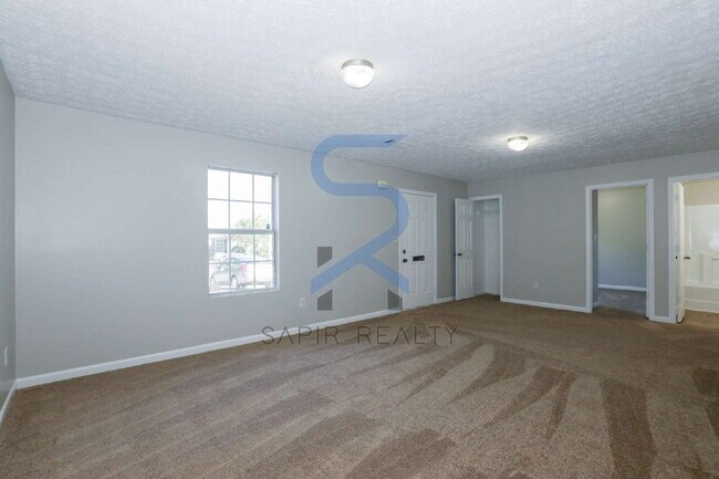 Building Photo - Modern All-Electric Living – 3BR Retreat with 2 Full Baths in Griffin