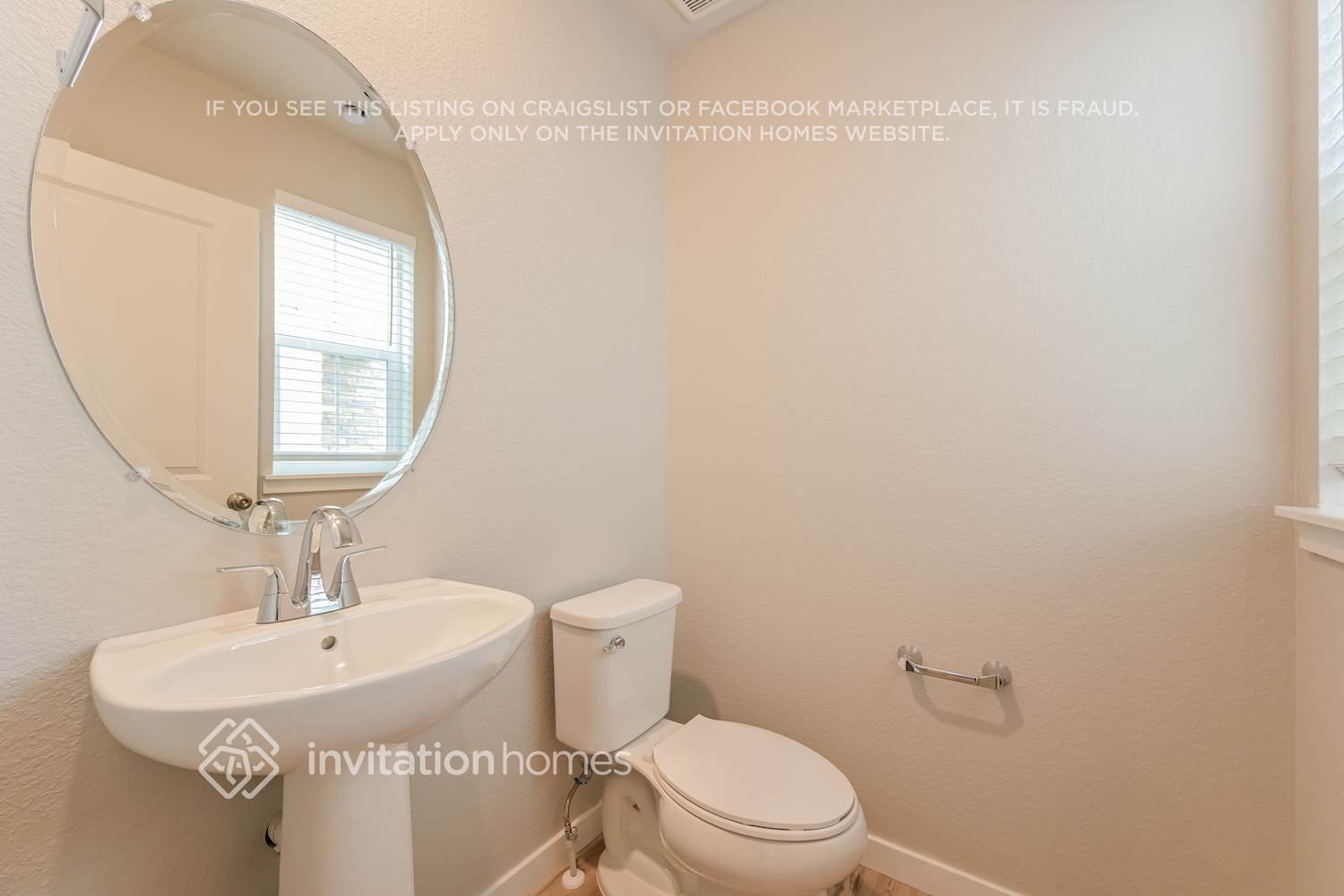 Building Photo - 22645 E 47th Ave