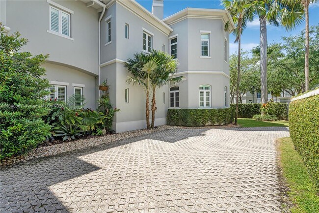 Building Photo - 10175 SW 75th Pl