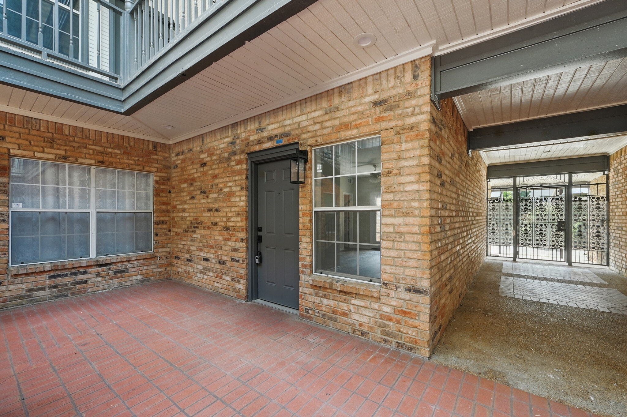 Building Photo - 5325 Bent Tree Forest Dr