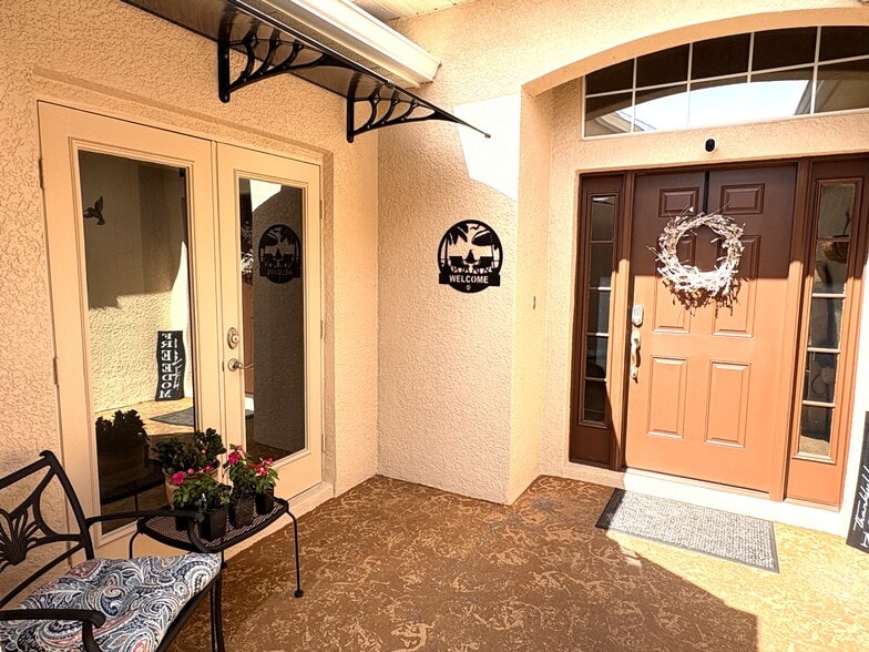 Entry to Suite - 12426 23rd St E