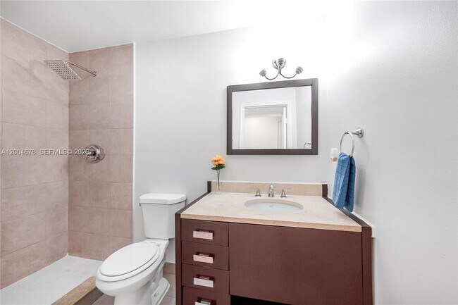 Building Photo - 543 SW 61st Terrace