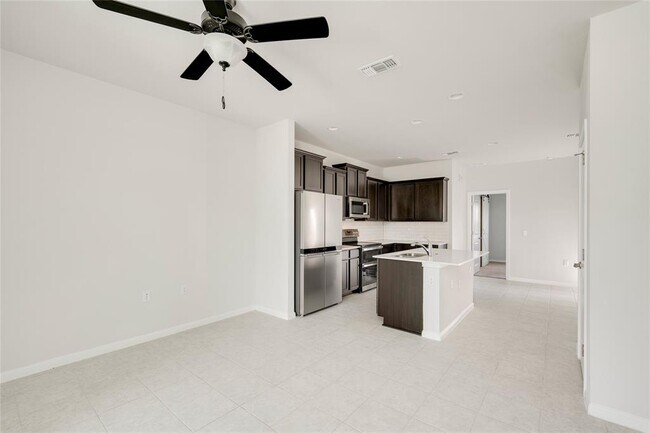 Building Photo - 9706 Whisper Willow Blvd