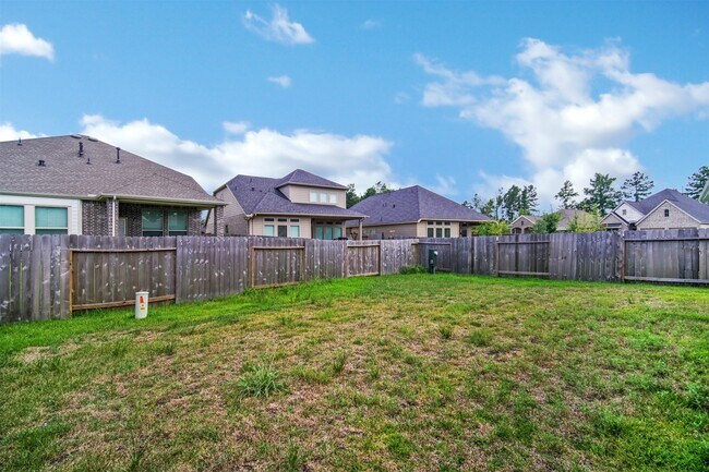 Building Photo - 187 Buckeye Dr