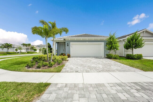 Building Photo - 4572 Nautilus Cir