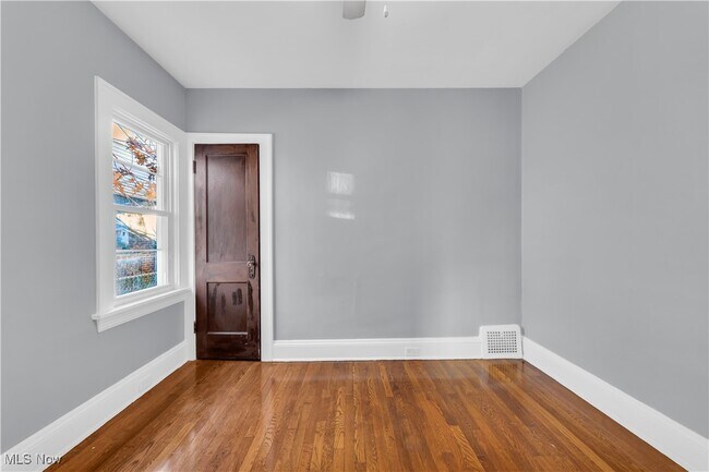 Building Photo - 2101 Elbur Ave