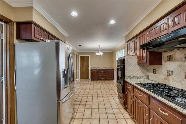 Building Photo - 111 S Capri Dr