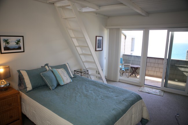 Guest Bedroom - 675 S Sierra Ave