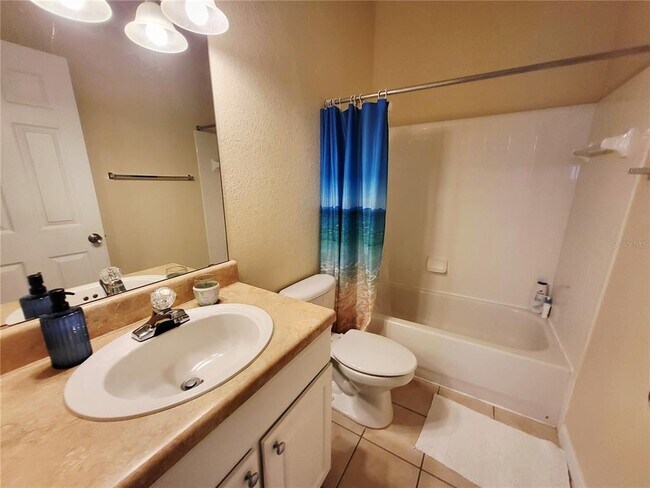 Building Photo - 4961 NW 43rd Ave