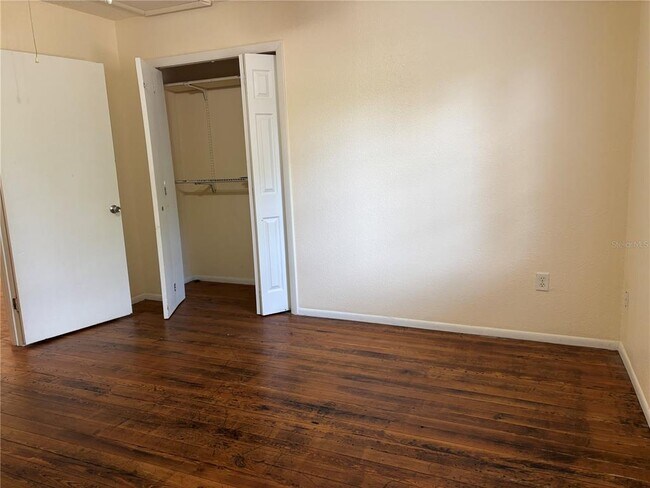 Building Photo - 128 2nd Ave SW