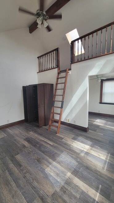 Building Photo - 507 Rose Ave