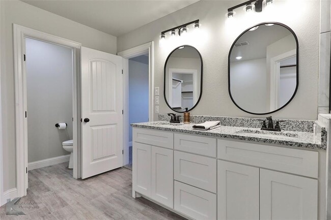 Building Photo - 7523 Security Ln