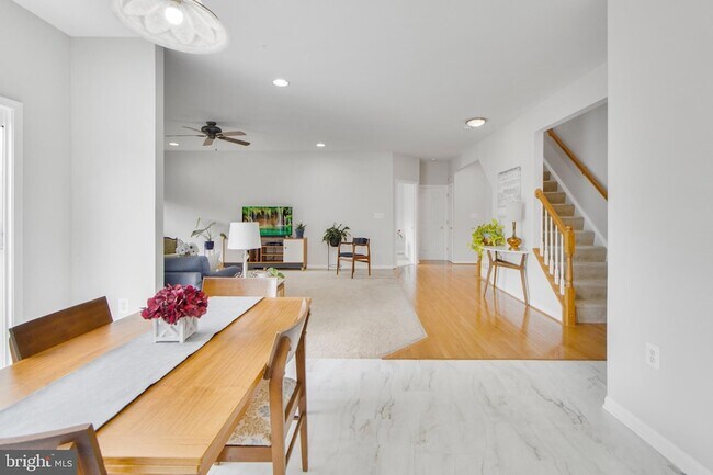 Building Photo - 115 Richard Dr SE