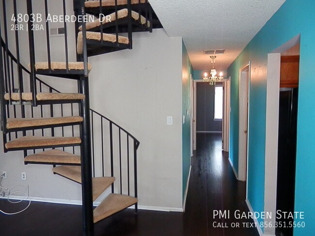 Building Photo - 4803B Aberdeen Dr
