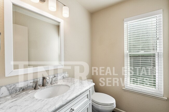 Building Photo - 5626 Bolton Way