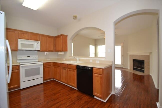 Building Photo - 112 Brown St