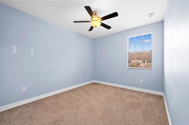 Building Photo - 10810 NW 74th Dr