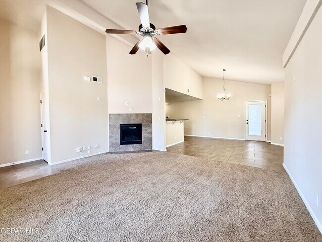 Building Photo - 11353 Bullseye St