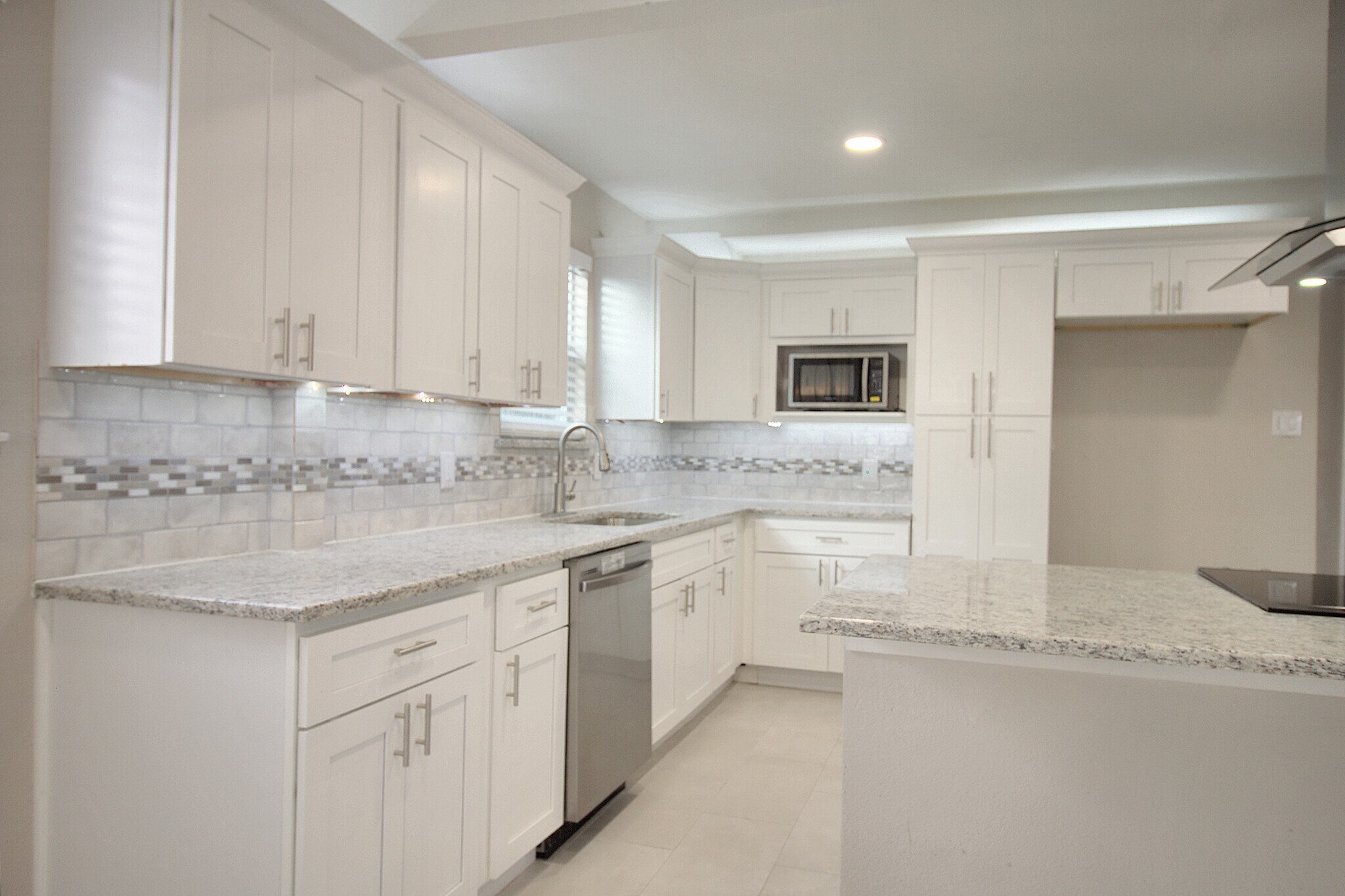 Building Photo - 911 Rockwall St