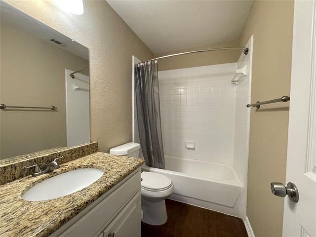 Building Photo - 4100 Eastleigh Dr