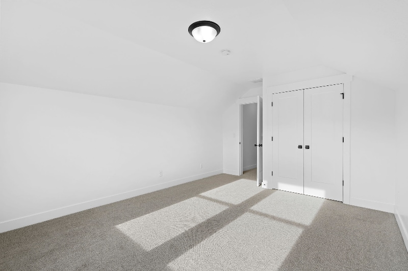 Building Photo - 16037 S Coupler Ln