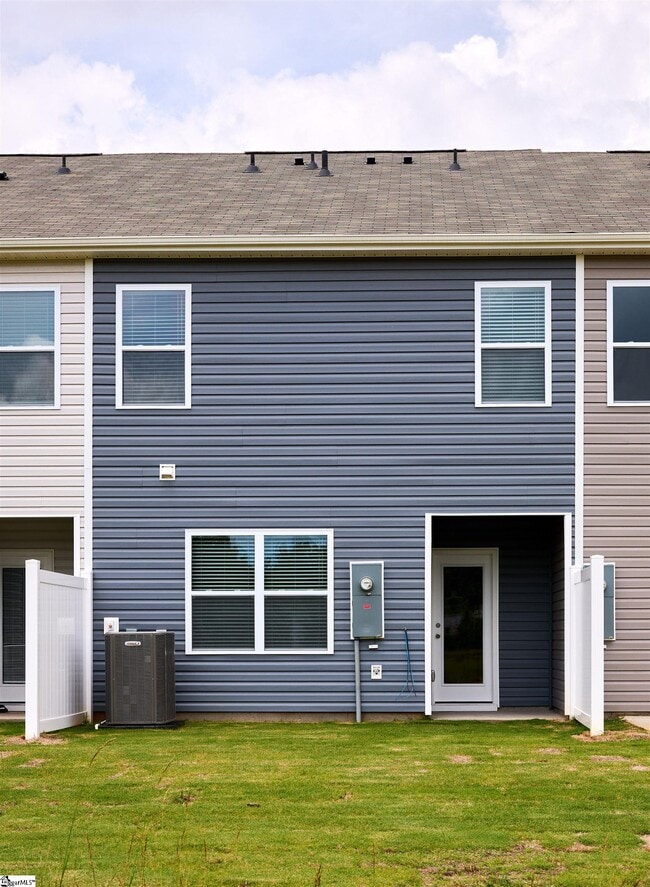 Building Photo - 753 Embark Cir