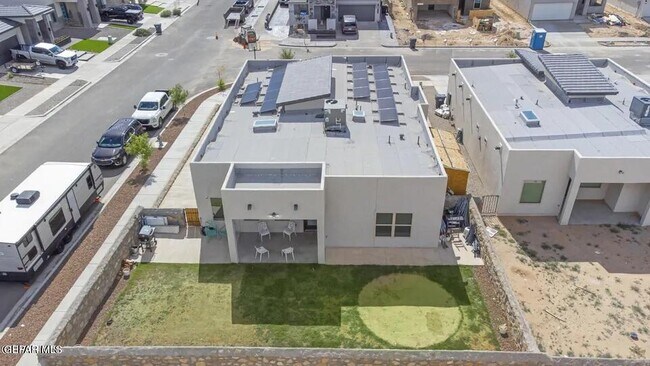 Building Photo - 930 Bicknor Pl