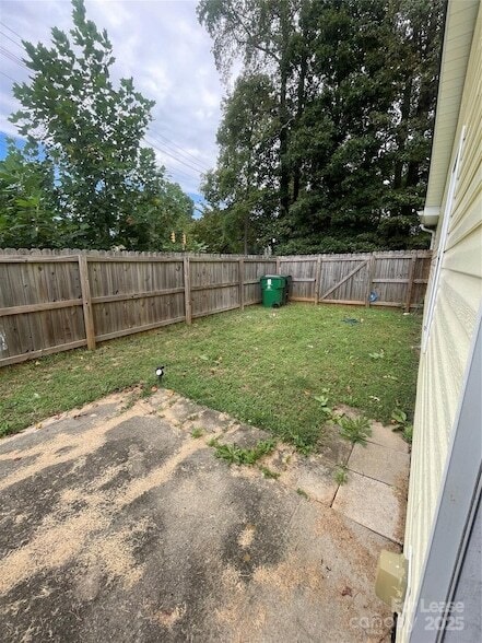 Building Photo - 4702 Amity Pl