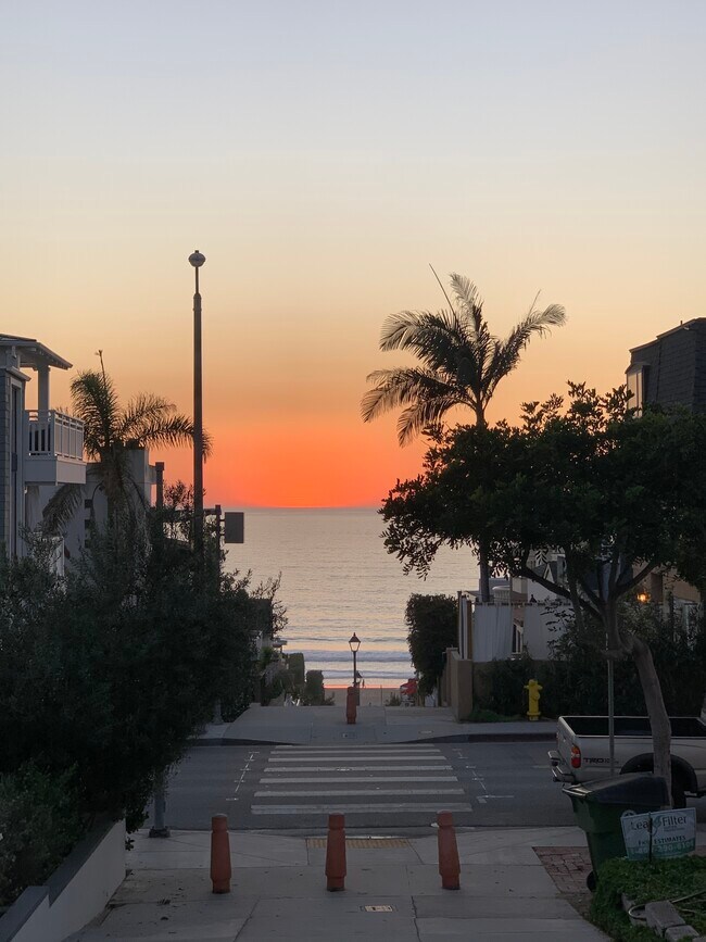 Walk street ocean views - 306 17th St