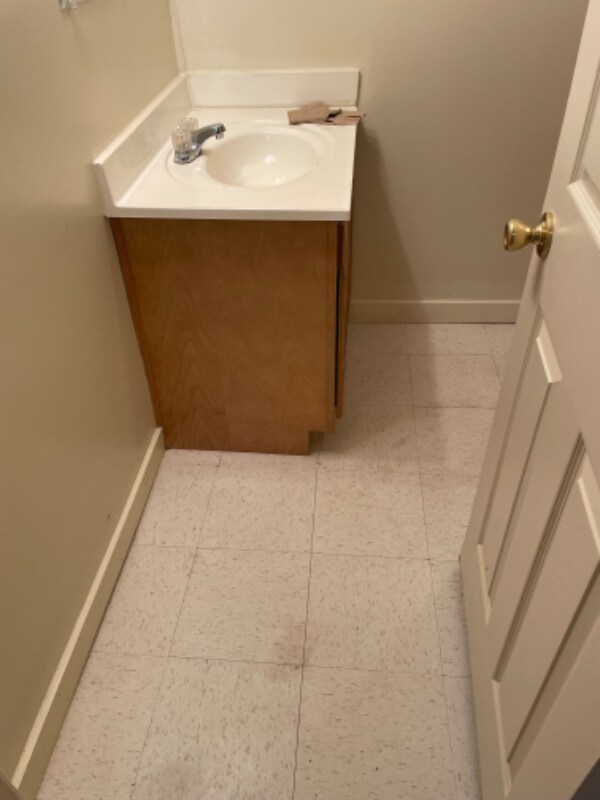 Building Photo - 1117 Culbertson Ave