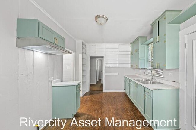 Building Photo - You Don't Want To Miss This One!!!!! It Is A Must See!!!!!! PRICE REDUCTION, SECTION 8 WELCOMED!!!!