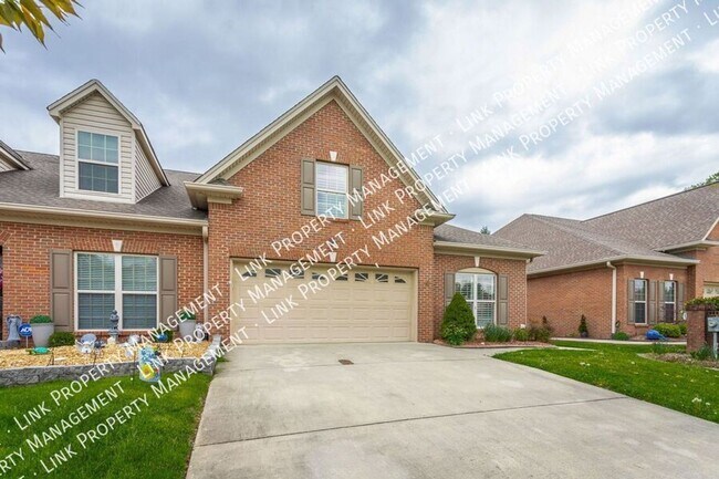 Building Photo - Coming Soon!  Almost 1800 sf Townhome in Hixson