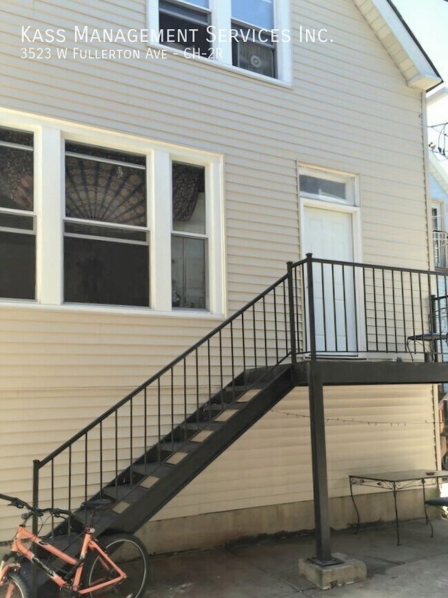 Building Photo - 3523 W Fullerton Ave