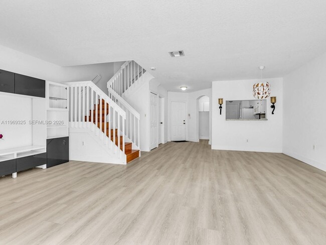 Building Photo - 11512 NW 48th Terrace