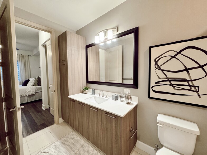 Building Photo - 4461 NW 93rd Doral Ct