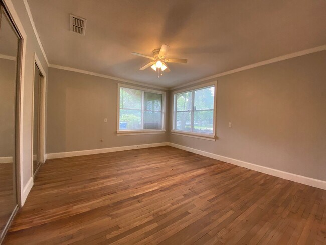 Building Photo - Cullen-1914