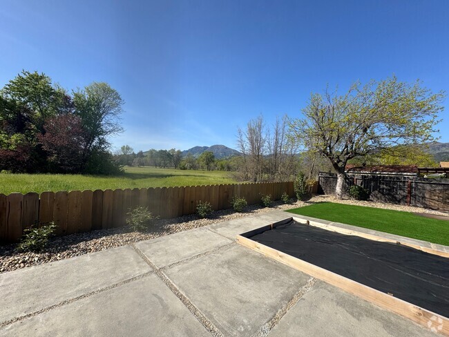 Building Photo - 1125 Mitzi Dr